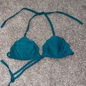 BLUE SHELL TOP. PERFECT FOR MERMAID COSTUME!! SIZE S.